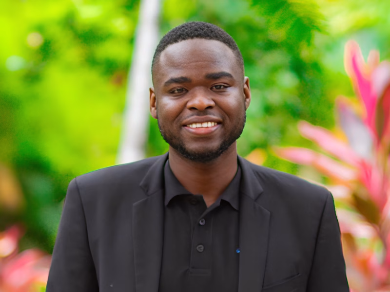 Rayvon Stewart invented a Self-Cleaning Door Handle