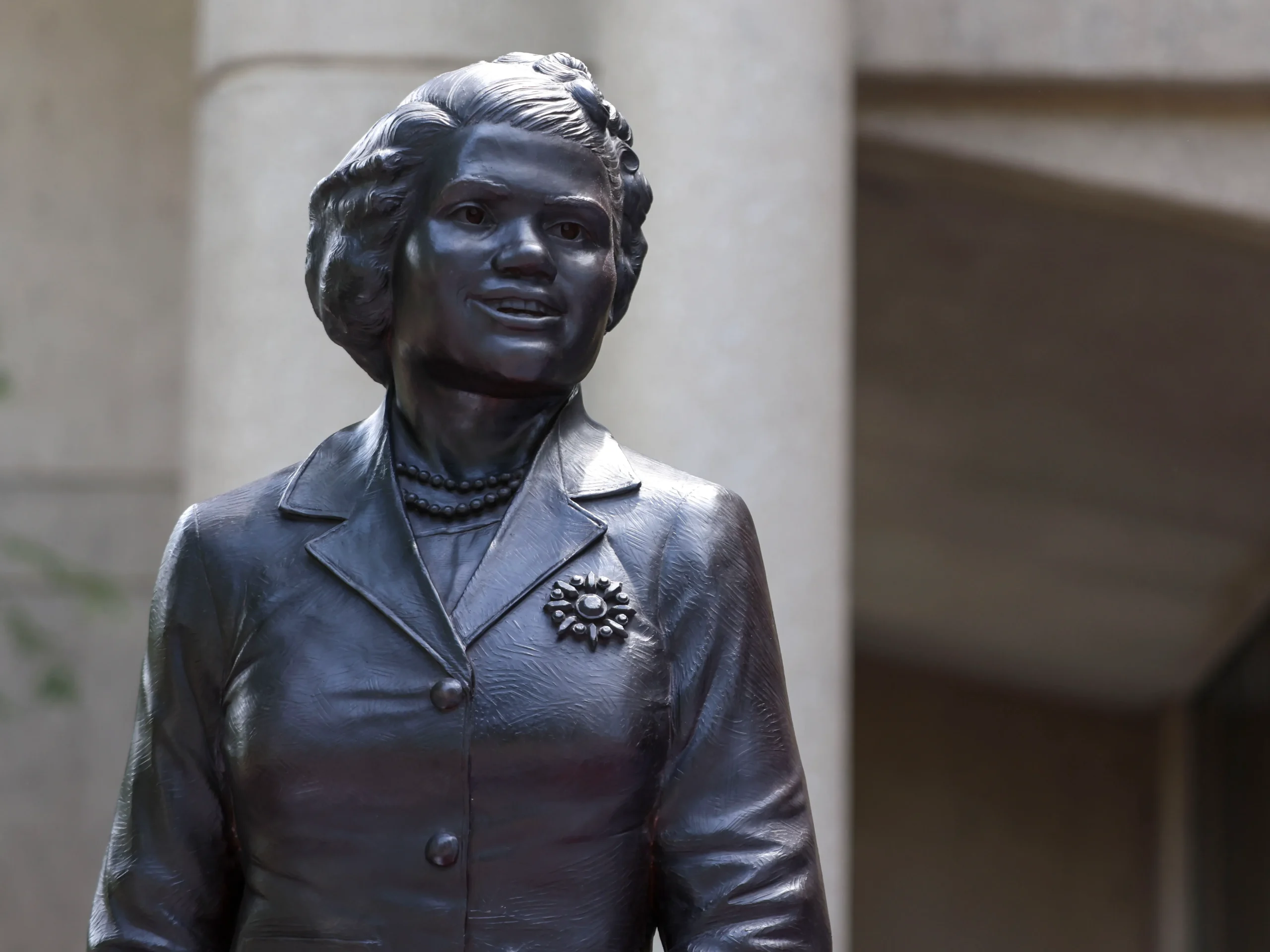 Louisville Unveils First Statue Honoring A Black Woman, Celebrating Legal Pioneer And Civil Rights Activist Alberta Odell Jones