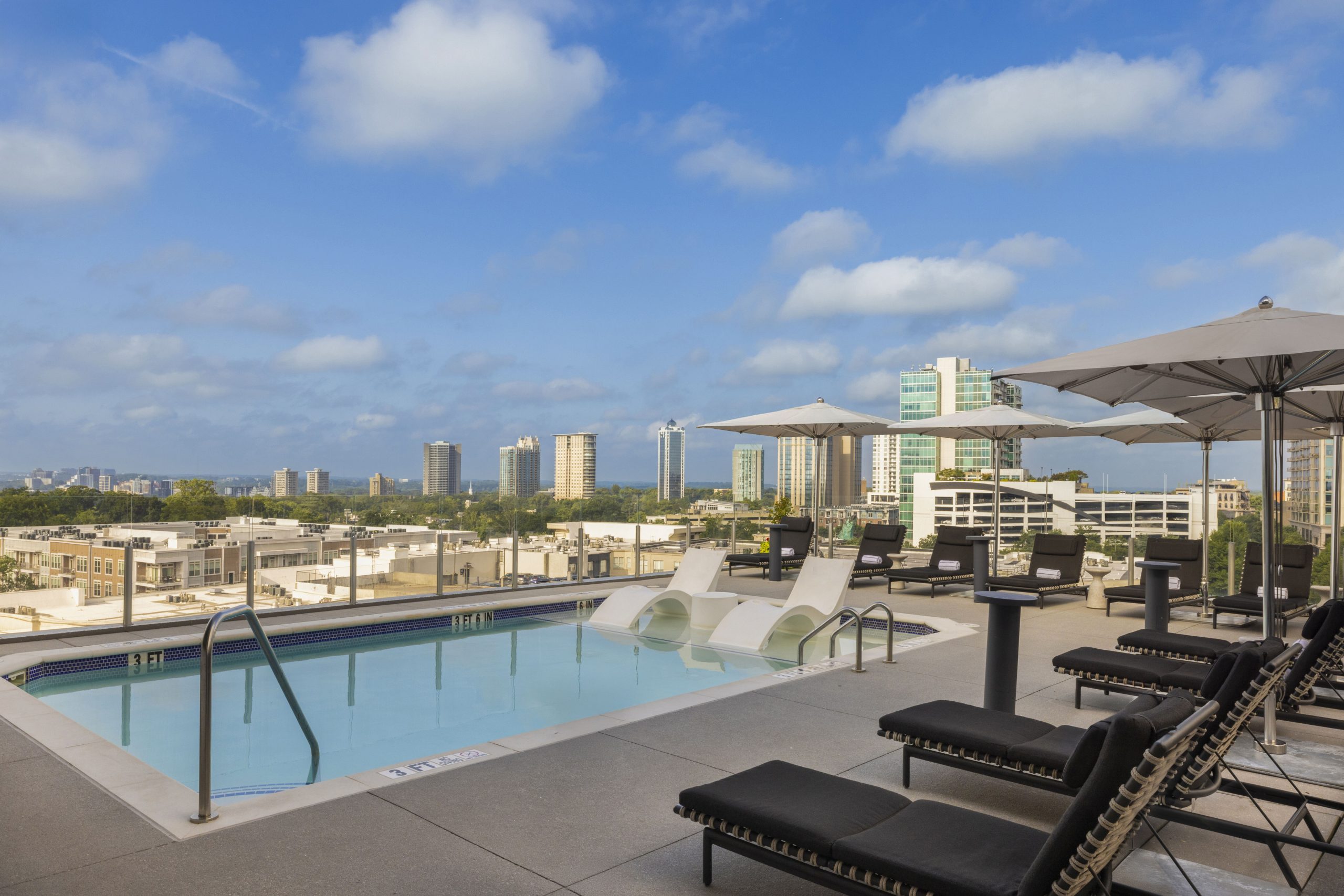 End Summer With Rooftop Views At The Tess In Atlanta's Buckhead